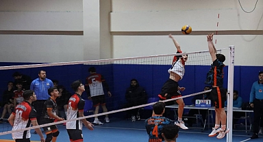 Şanlıurfa Büyükşehir Belediyesi Voleybolda İl Şampiyonu