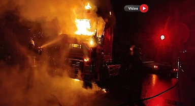 Şanlıurfa’da Araç Alevlere Teslim Oldu!