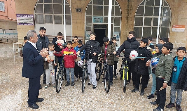 Gençler Camilerde Buluştu