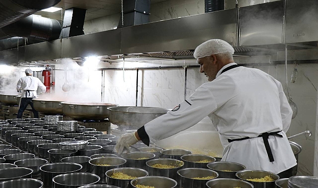 Haliliye’de Ramazan Bereketi: Aşevinden Evlere İftar
