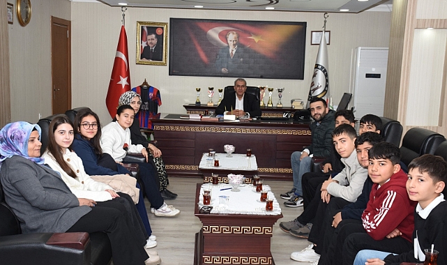 Öğrencilerden Hilvan Belediyesine Ziyaret