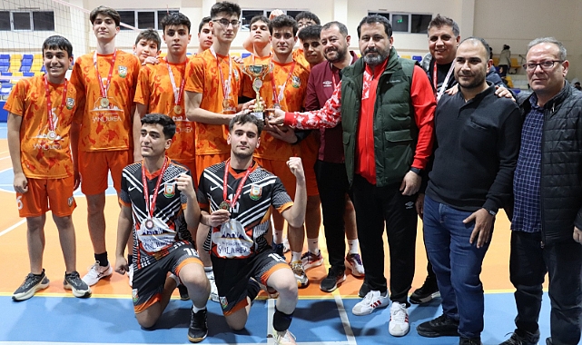 Şanlıurfa Büyükşehir Yıldız Erkekler Voleybol B Takımı Şampiyon Oldu