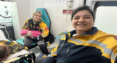 Şanlıurfa’da Ambulansta Doğum Heyecanı Yaşandı