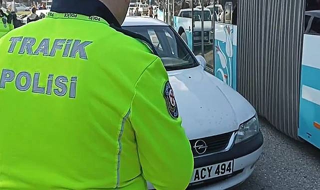 Yeni Trafik Yasası Yürürlükte: Cezalar Katlandı, Ehliyete El Koyma Süreleri Uzadı