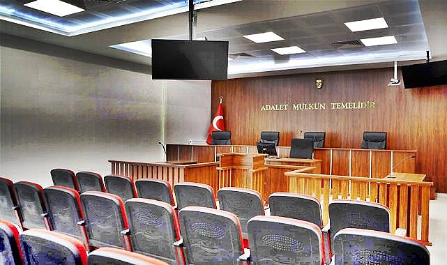 Adliye Odasında Gizli Kayıt! Genç Kâtip Şantaja Maruz Kaldı