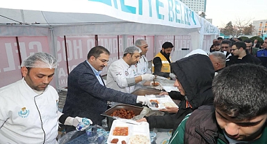 Başkan Canpolat: Temel Gayemiz Vatandaşımızın Gönlüne Dokunmak