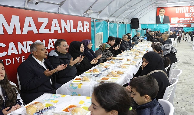 Başkan Canpolat Ve Vekil Yazmacı, İftar Sofrasında Vatandaşlarla Buluştu