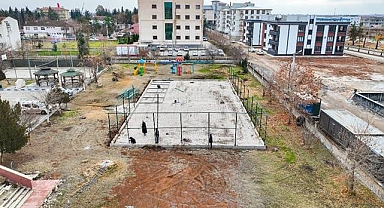 Harran'da Her Mahalleye Voleybol Ve Basketbol Sahası Kazandırılıyor