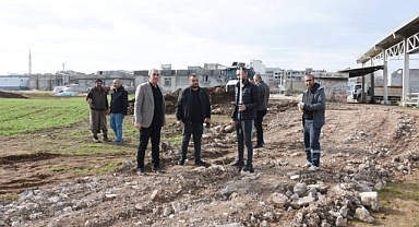 Hilvan Belediyesi Salı Pazarı Çevresinde Yol Çalışmalarına Başlıyor