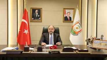 Başkan Mehmet Kasım Gülpınar’dan Ramazan Bayramı Mesajı