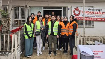 HRÜ Öğrencilerinden Kan Bağışı ve Gönüllü Destek