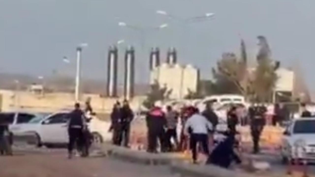 Şanlıurfa’da Hastane Önünde Kavga!