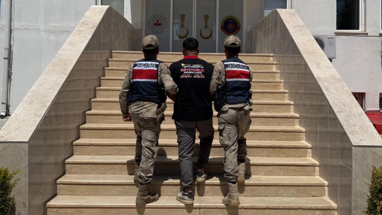 Akçakale’de Trafik İhlali Yapan Sürücüye Ağır Ceza