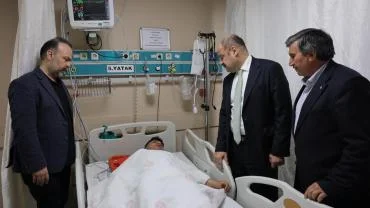 Başkan Gülpınar’dan Yaralı Öğrencilere Ziyaret