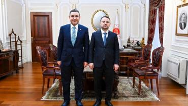 Başkan Özyavuz, Bakan Gürlek'i Ziyaret Etti