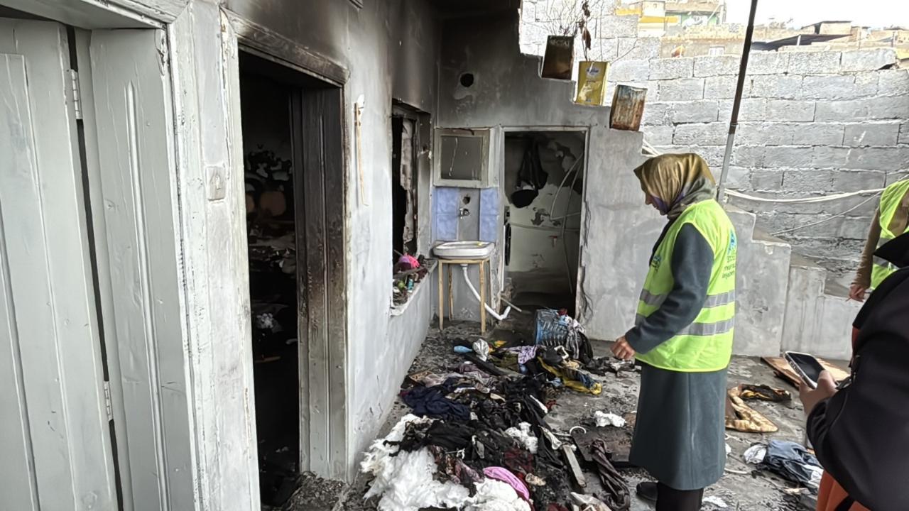 Evi Yanan Aileye Eyyübiye Belediyesi Sahip Çıktı