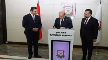 KKTC Eski Cumhurbaşkanı Tatar’dan Şanlıurfa Büyükşehir Belediyesi’ne Ziyaret