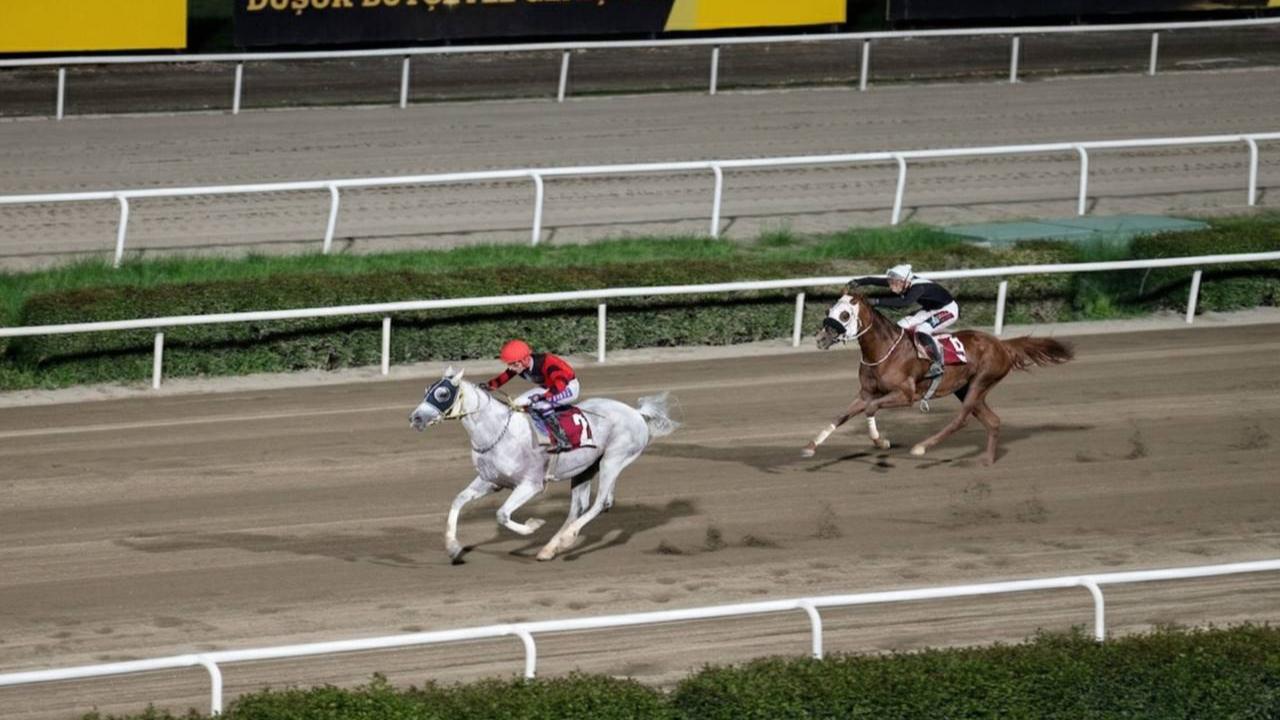 Kurtuluş Koşusu’nu “Anadolu Gücü” Kazandı