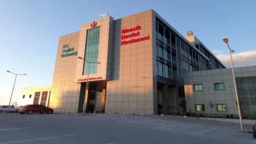 Şanlıurfa Birecik’te Havaya Ateş Açıldı: 1 Kişi Yaralandı