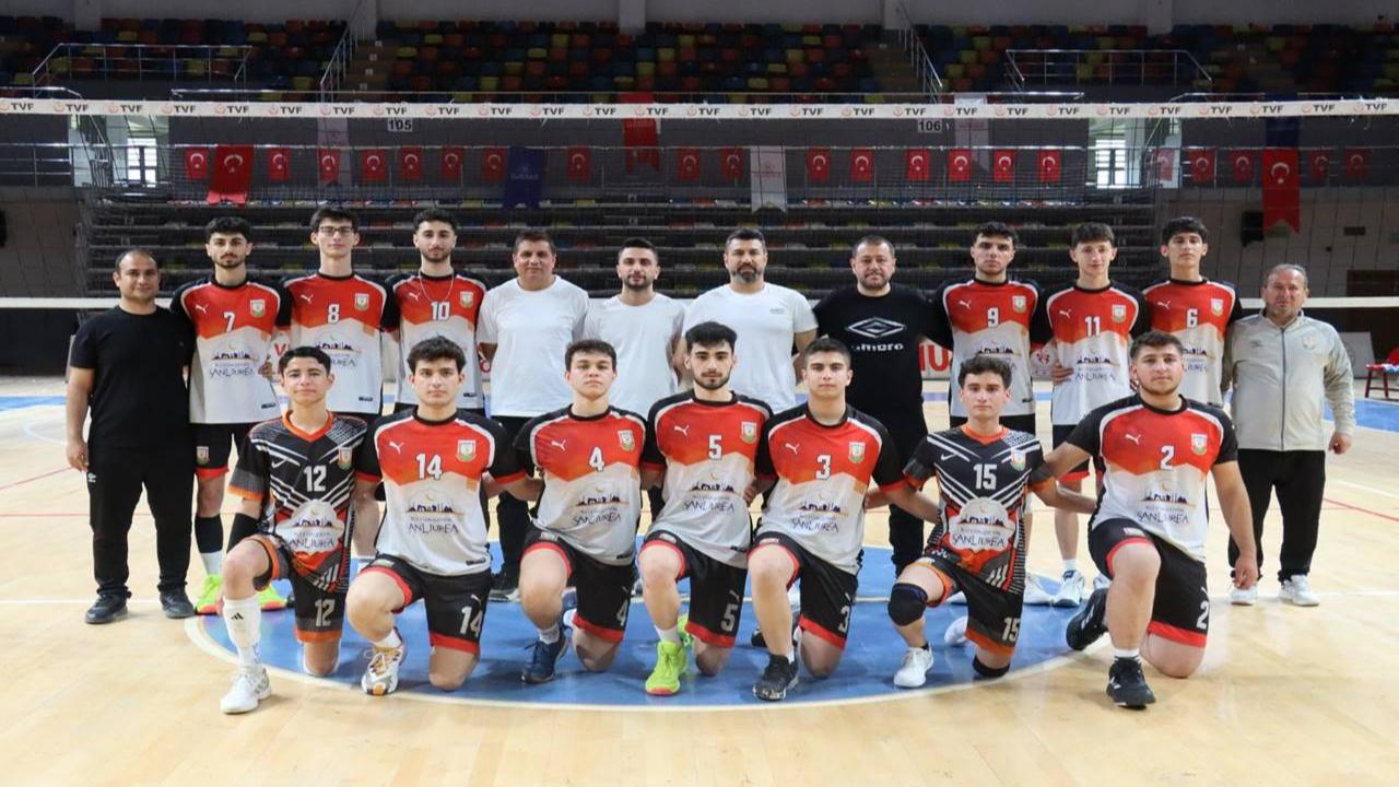 Şanlıurfa Büyükşehir Belediyesi Genç Erkekler Voleybol Takımı Yarı Finale Çıktı