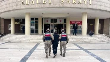 Şanlıurfa’da Dolandırıcılık Suçundan Aranan Şahıs Yakalandı