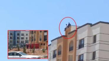 Şanlıurfa’da İntihar Girişimi: 2 İşçi Çatıya Çıktı