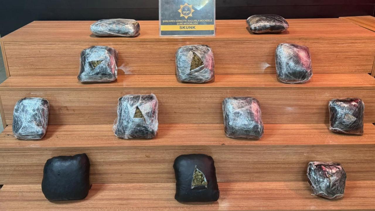 Şanlıurfa’da Narkotik Operasyonu: 8 Kilo Skunk Ele Geçirildi