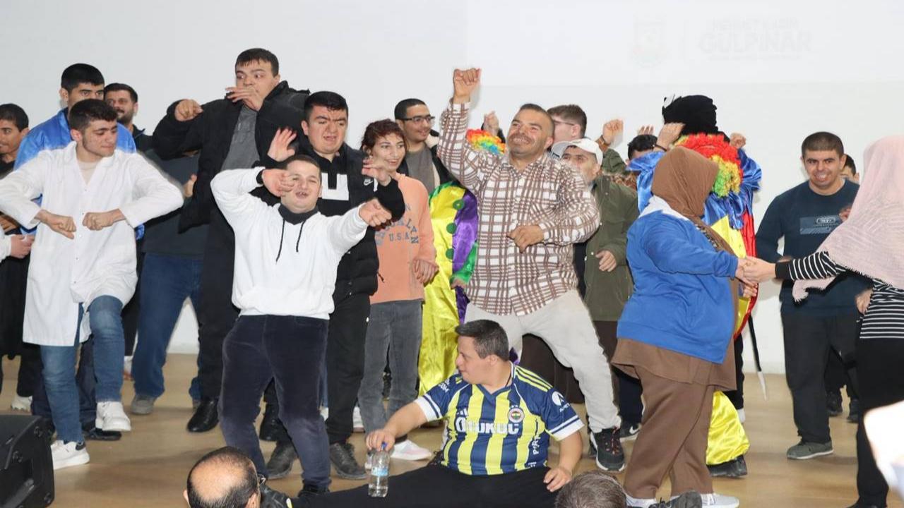 Şanlıurfa’da Otizm Farkındalık Günü Etkinliği Düzenlendi