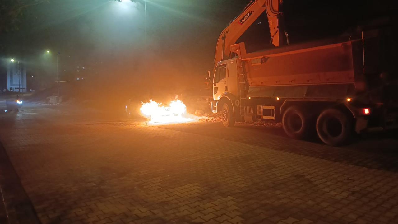 Şanlıurfa’da Park Halindeki Araç Yandı!