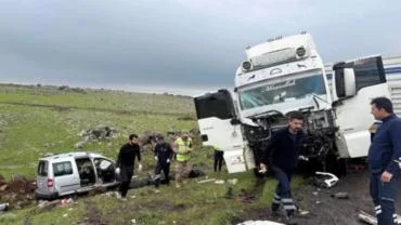 Siverek’te can pazarı: Feci kazada 2 kişi hayatını kaybetti