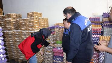 Urfa'da Depo Baskını: 5 Bin Koli Yumurta İmha Edildi
