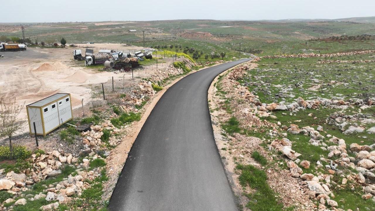 Urfa’da Modern Grup Yolunda Asfalt Çalışmaları Tamamlandı