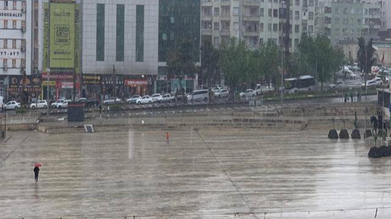 Şanlıurfa’da Kuvvetli Sağanak Yağış Etkili Oldu!