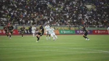 Urfaspor’a Rekor Seyirci Desteği! Tribünlerde 27 Bin 500 Taraftar