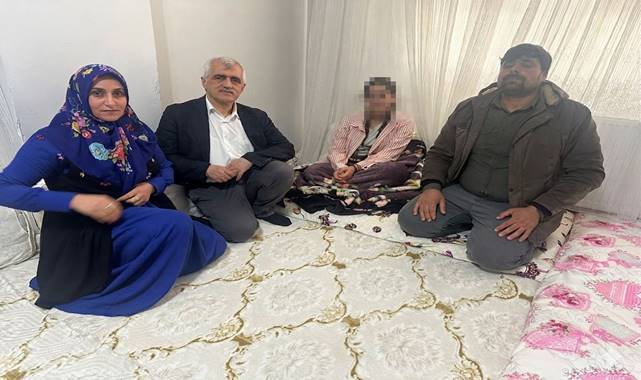 Gergerlioğlu Siverek’te Yaralı Öğrencileri Ziyaret Etti