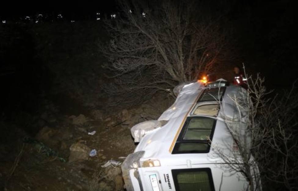 İşçi Minibüsü Devrildi: 2 Ölü, 10 Yaralı