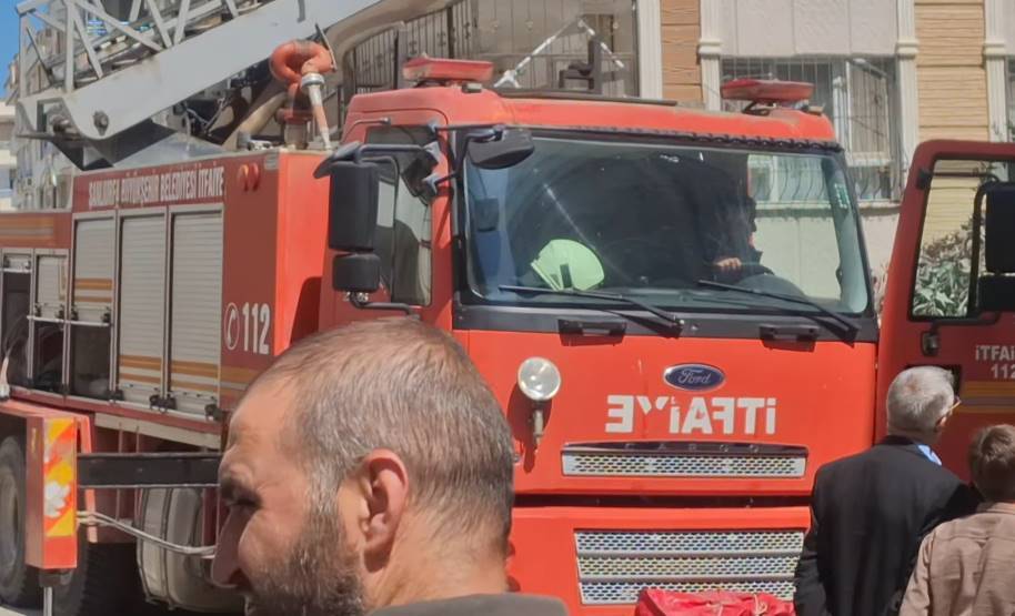 Ceylanpınar’da Apartmanda Korkutan Yangın!