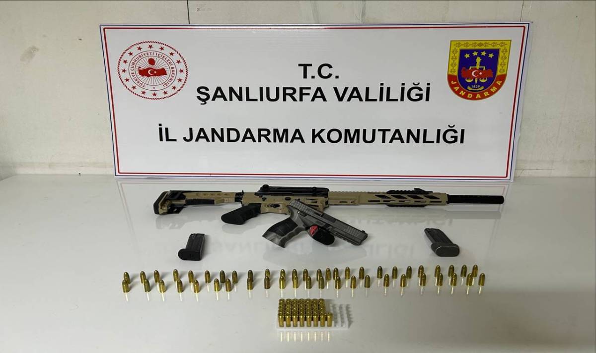 Aranan Şahıs Evinde Yakalandı: Silah Ele Geçirildi