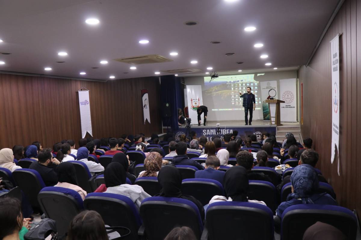 Büyükşehir’den Gençlere Gelecek Odaklı Eğitim Hamlesi