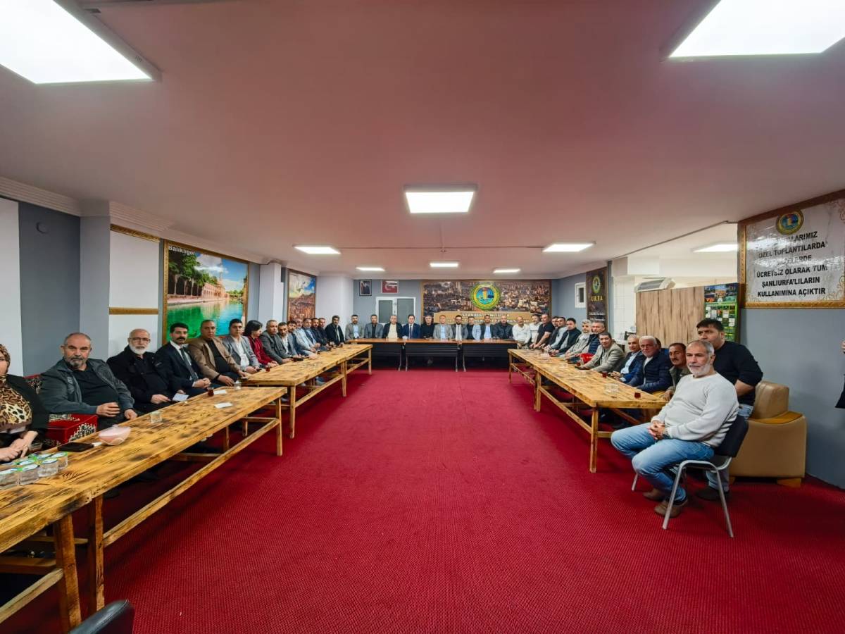 İstanbul’da Urfa Rüzgarı: AK Parti Hilvan Heyeti Sahada