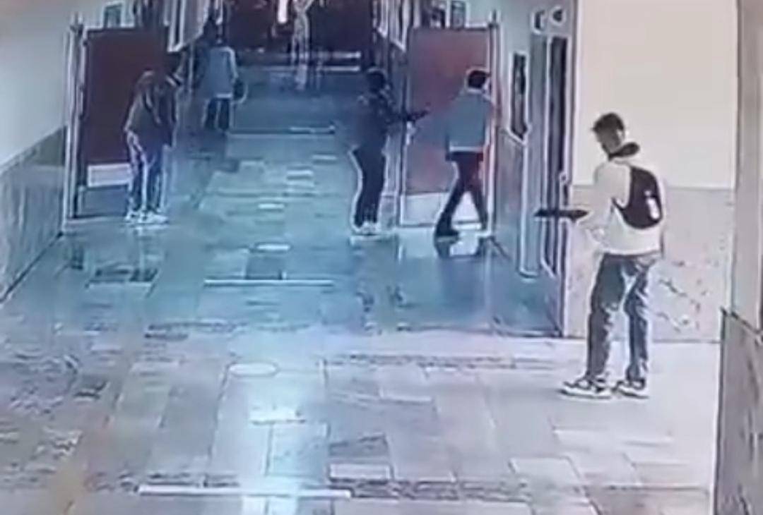 Urfa’da Liseye Silahlı Saldırı: Vali Şıldak’tan Açıklama