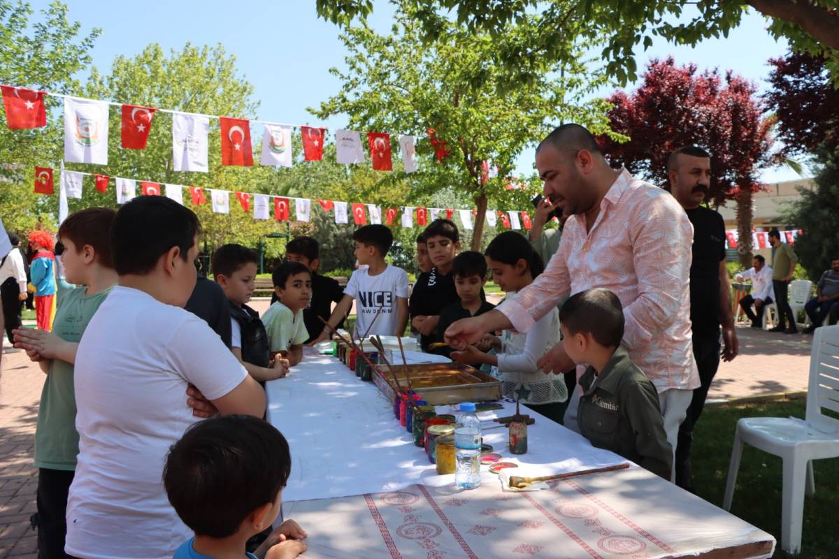 Minik Kalpler Şenlikte Doyasıya Eğlendi